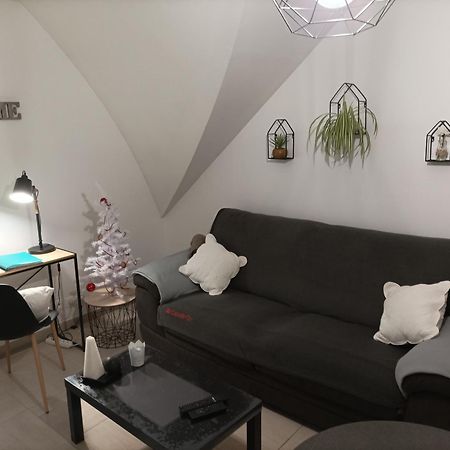 Appart. Sur Caen Avec Garage Et Wifi. Εξωτερικό φωτογραφία